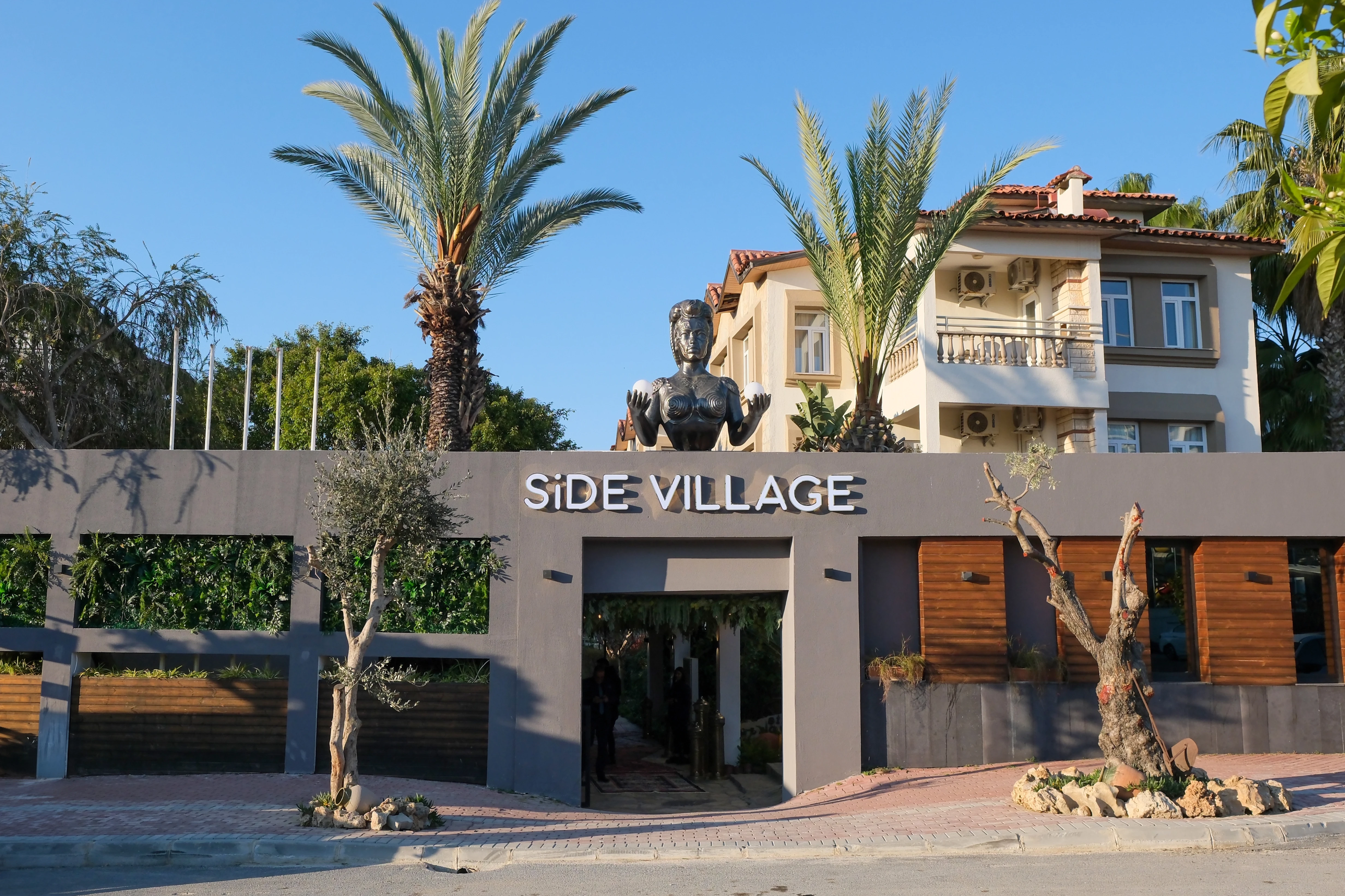 General Hotel Image